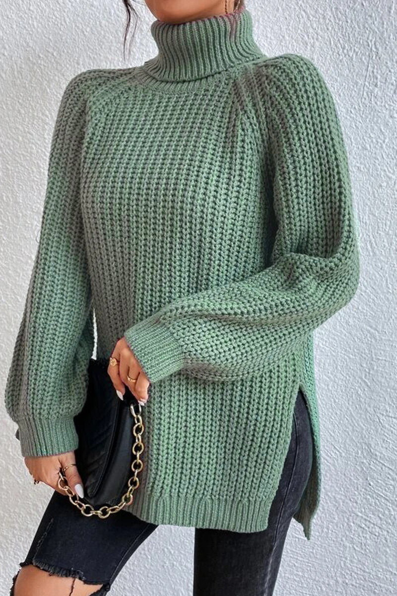 Justyna | Classic and Comfortable winter Sweater