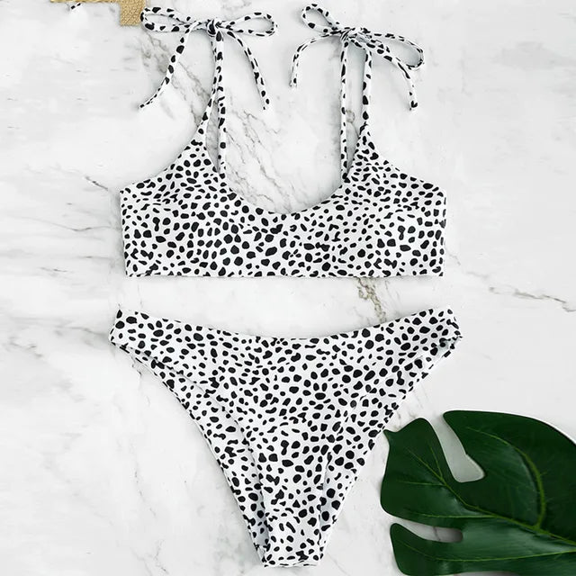 Jil® | Feminine and breezy Bikini