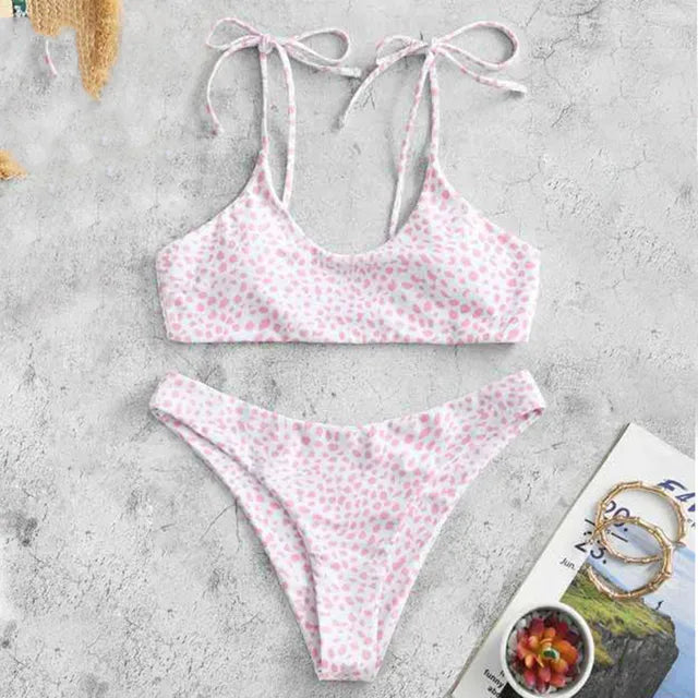 Jil® | Feminine and breezy Bikini