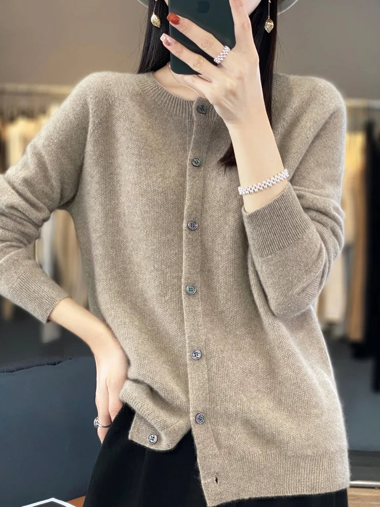 Kaylee | Effortless and Classy winter Pullover