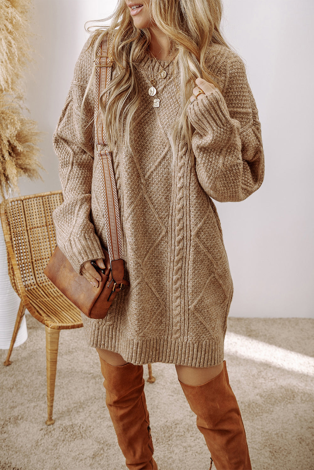 Aicha | Effortless and Chic winter Sweater